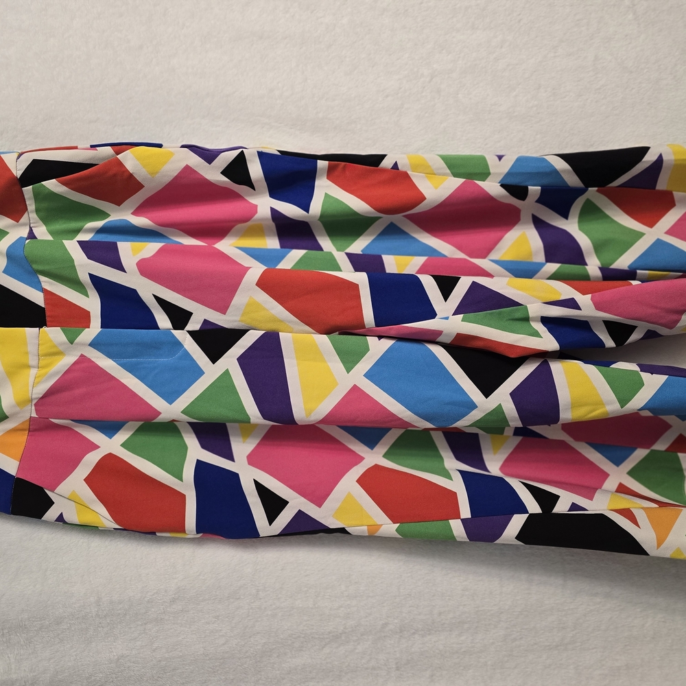 Colorful Geometric Pattern Crop Pant